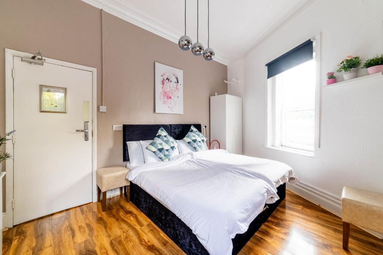 לונדון Book A Bed Hostels מראה חיצוני תמונה