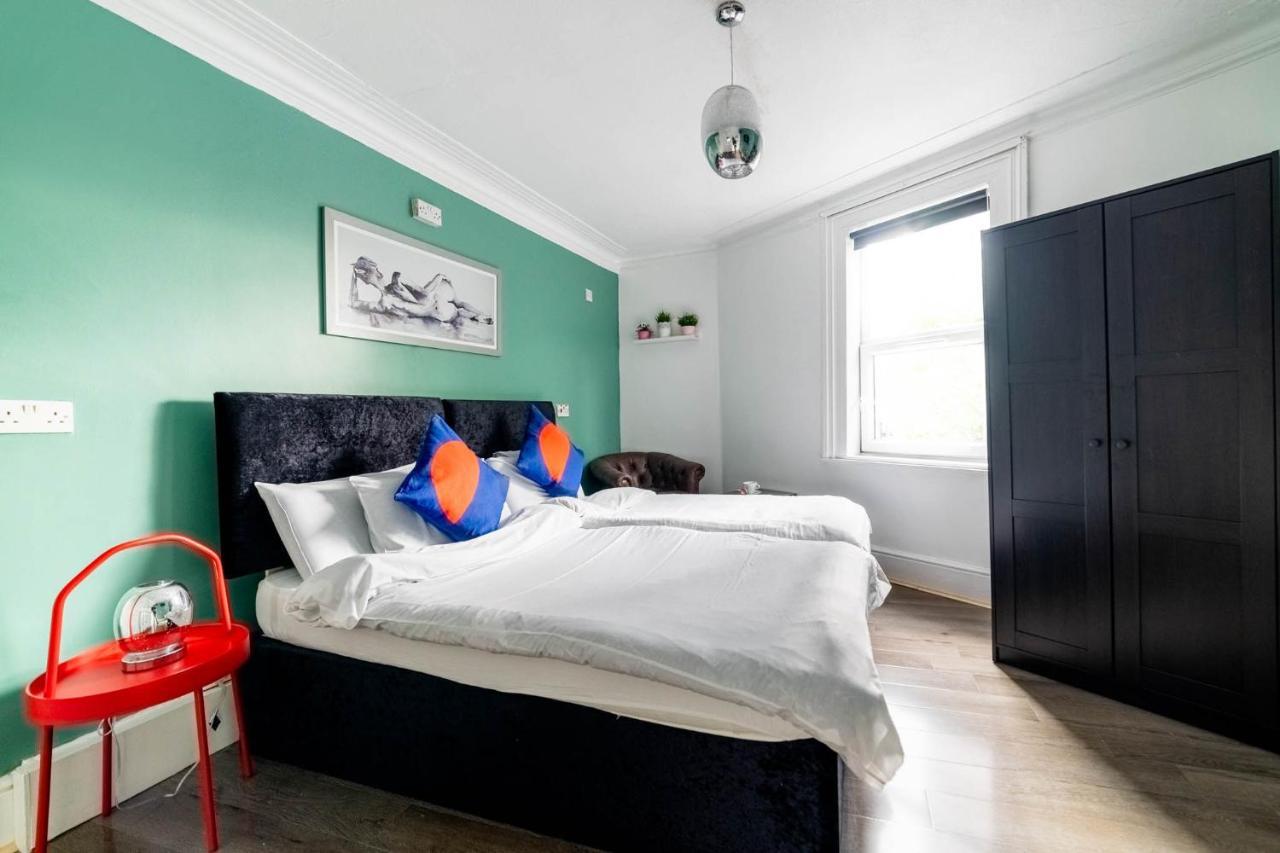 לונדון Book A Bed Hostels מראה חיצוני תמונה