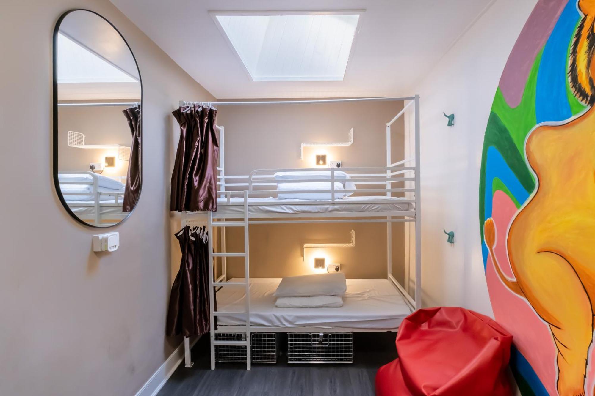 לונדון Book A Bed Hostels מראה חיצוני תמונה